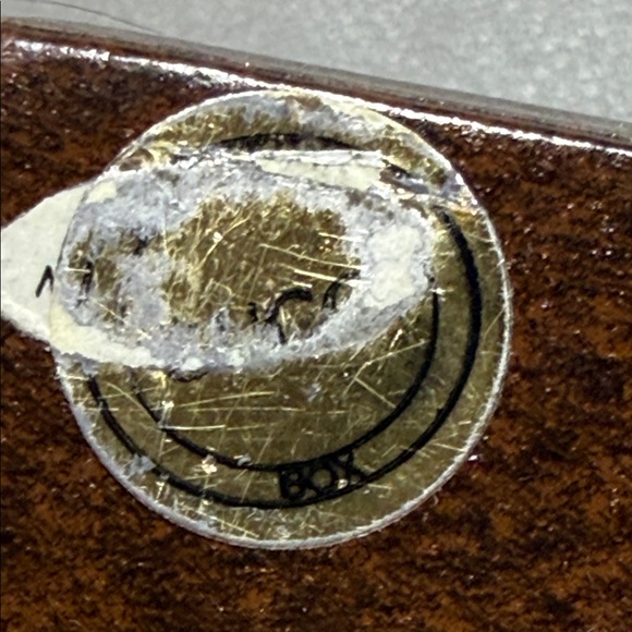 Vintage Gucci Gold Watch with Colorful Bezels - Picture 13 of 15